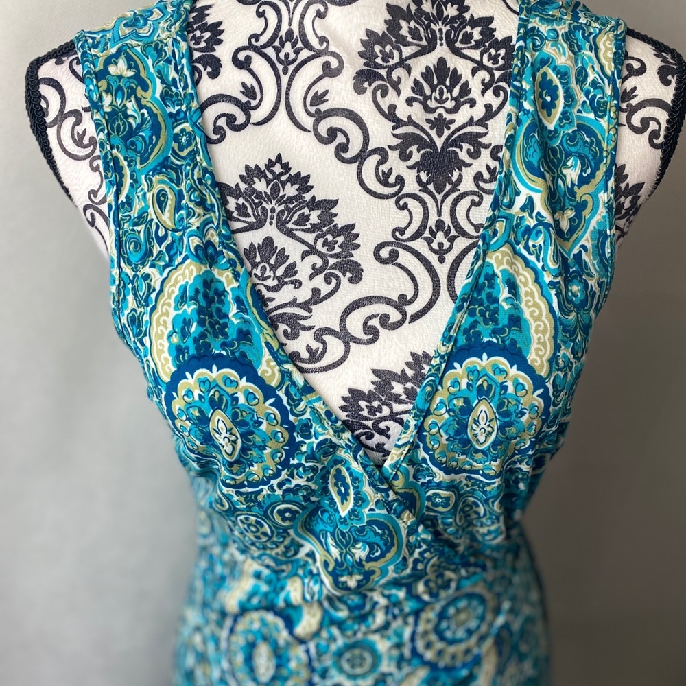 BCBG It’s a wrap! - Picture 7 of 8